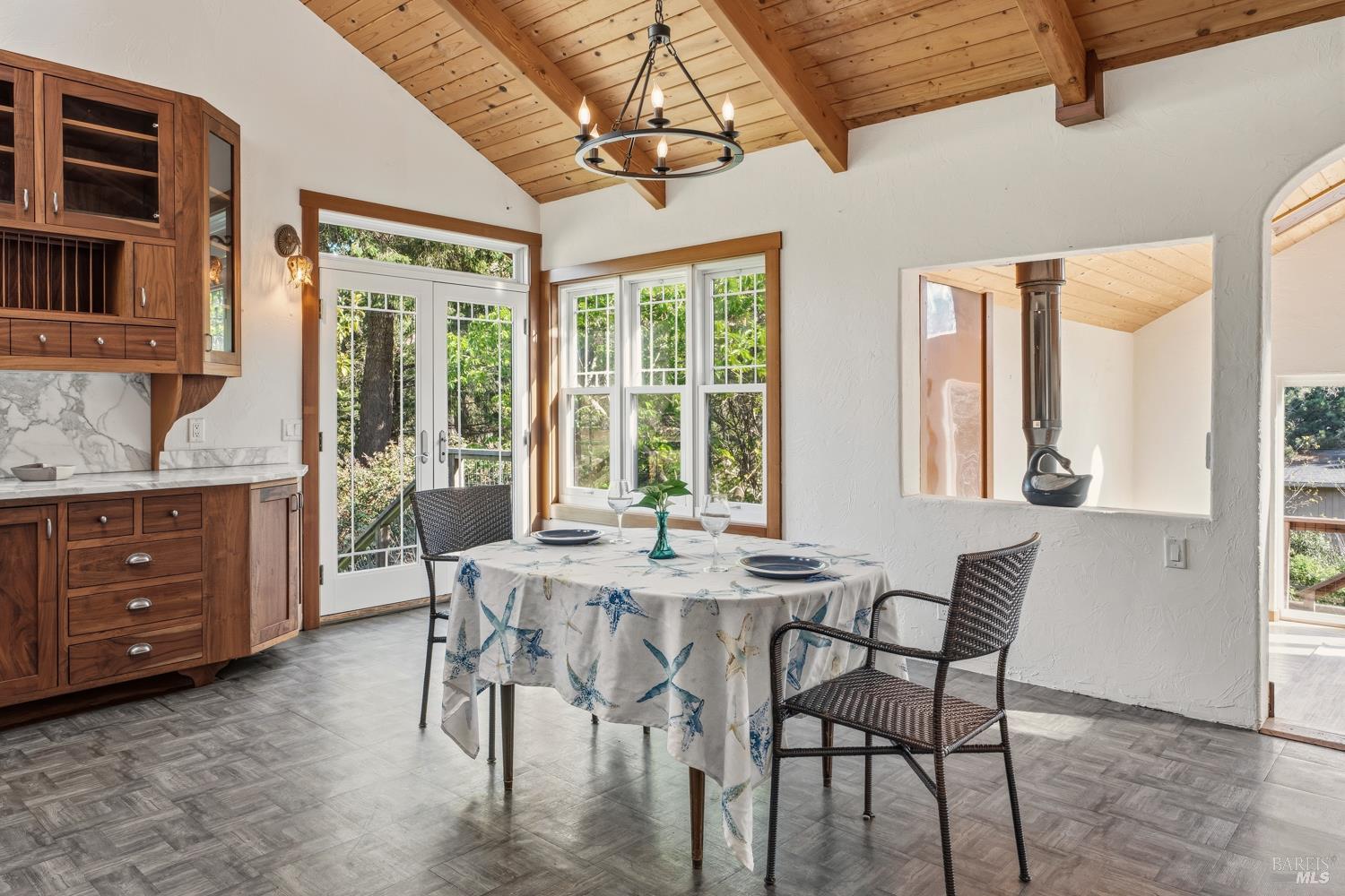 27851 Tenmile Road Gualala, CA 95445 - Photo 4 of 34