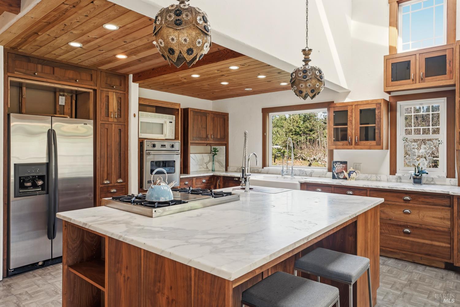 27851 Tenmile Road Gualala, CA 95445 - Photo 5 of 34