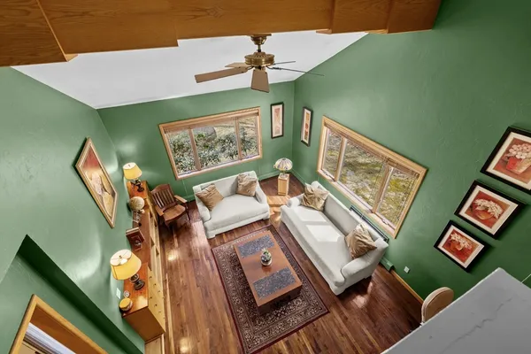 $850,000 | 275 Chestnut Street, Uxbridge, MA 01569