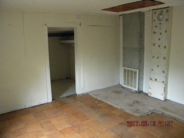 2266 Fire Tower Road Christiansburg, VA 24073 - Photo 12 of 13 DSCN5333