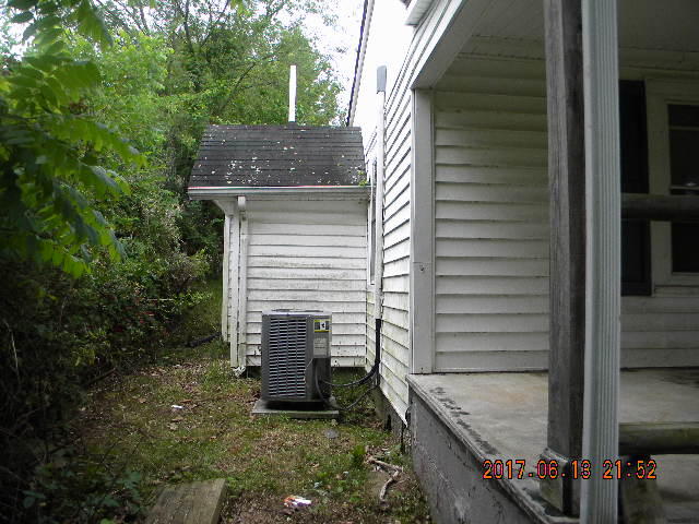 2266 Fire Tower Road Christiansburg, VA 24073 - Photo 3 of 13 DSCN5316