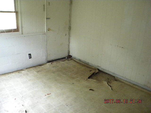2266 Fire Tower Road Christiansburg, VA 24073 - Photo 9 of 13 DSCN5327