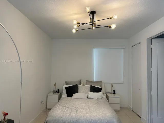 a picture of a bench in a building