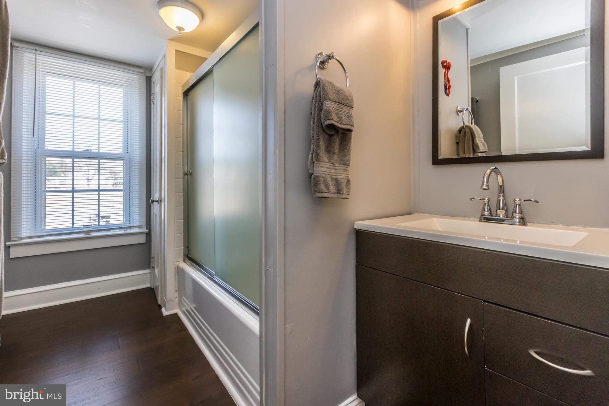 2560 Strasburg Road Coatesville, PA 19320 - Photo 40 of 49 West side bathroom