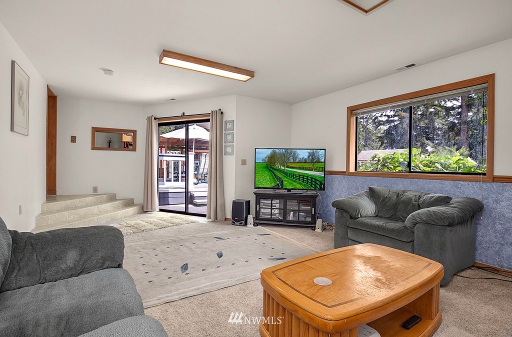 2332 243rd Place Southwest Bothell, WA 98021 - Photo 8 of 21