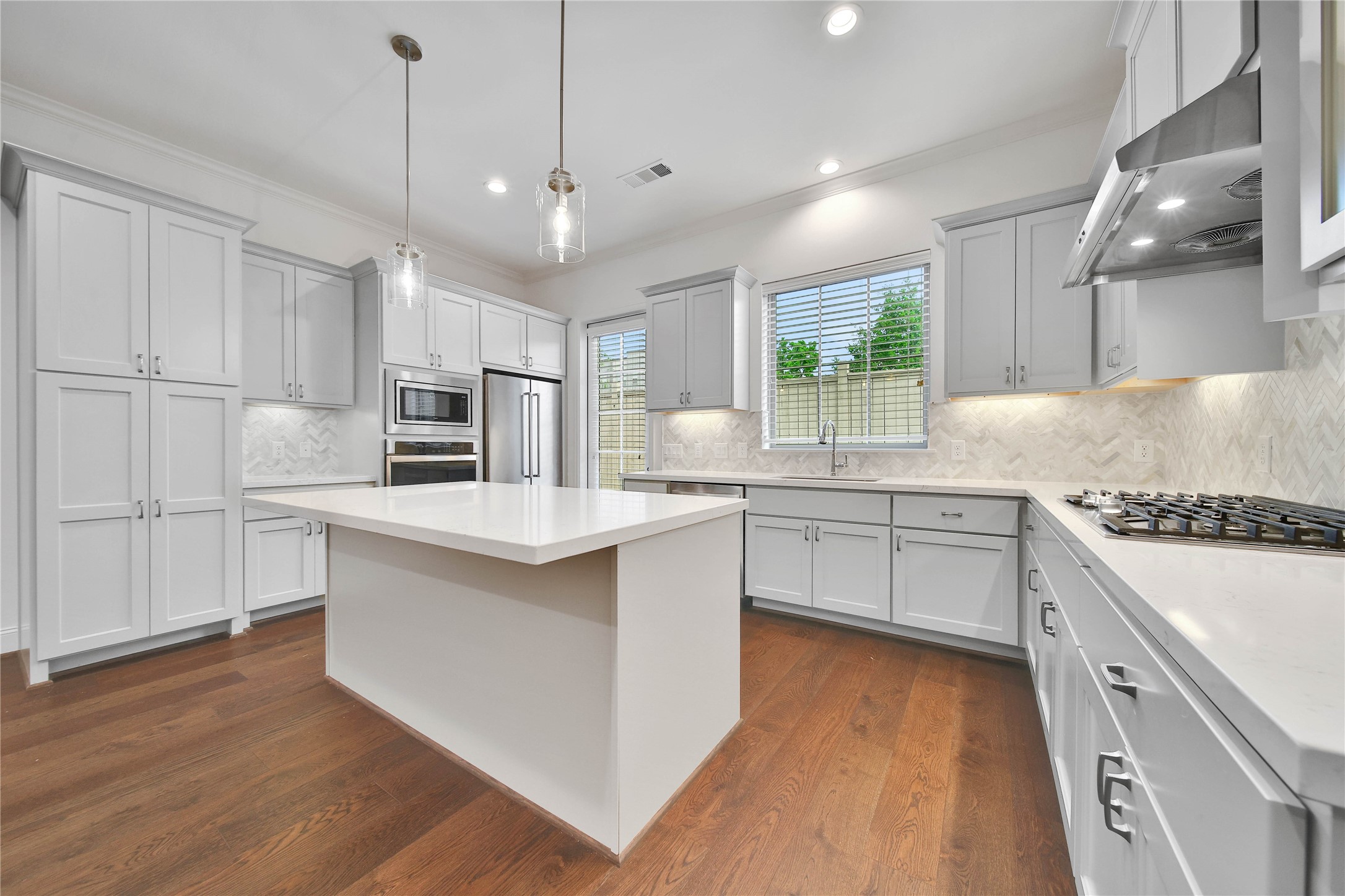 1920 Carrollton Mill Drive Spring, TX 77380 - Photo 5 of 34