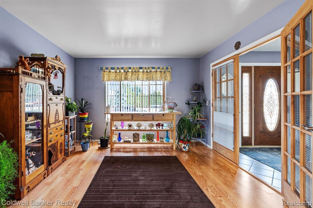 47134 Rosemary Road Macomb, MI 48044 - Photo 7 of 29