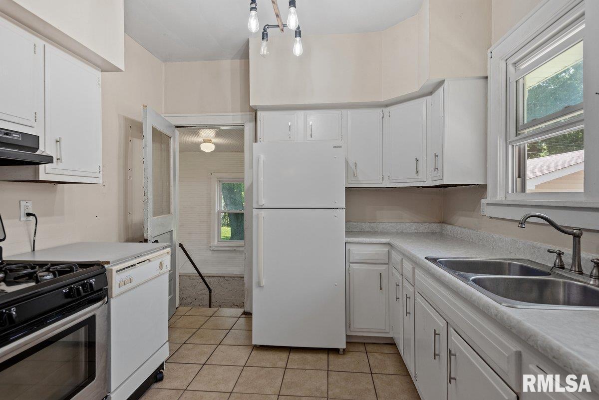 804 South Columbia Avenue Springfield, IL 62704 - Photo 6 of 17