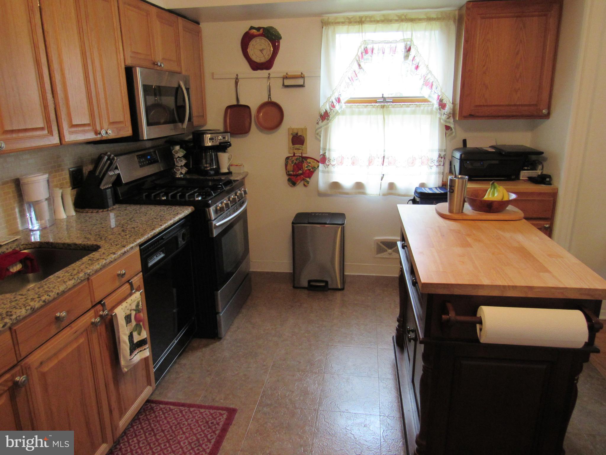 1720 Weyburn Road Baltimore, MD 21237 - Photo 3 of 30 Kitchen