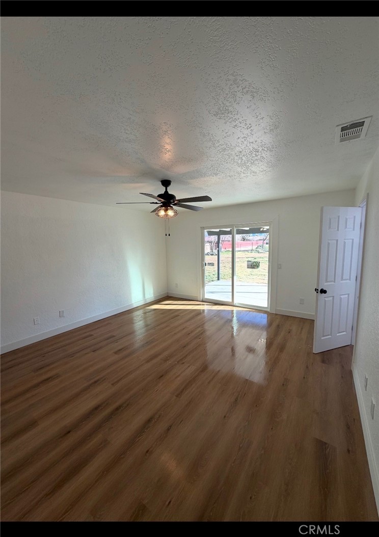20585 Yucca Loma Road Apple Valley, CA 92307 - Photo 8 of 22