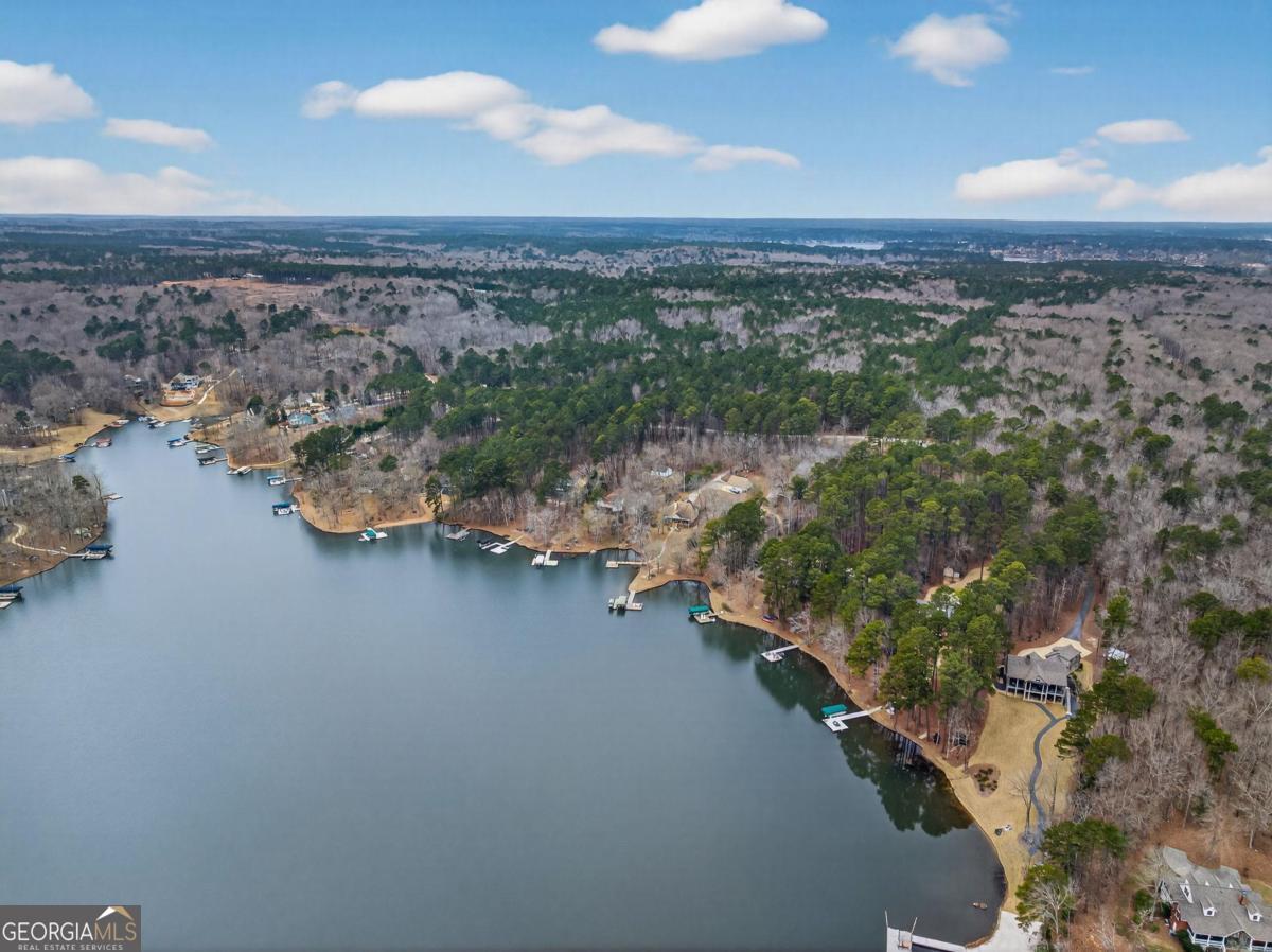 251 Winding River Road Eatonton, GA 31024 - Photo 6 of 15 a view of a city