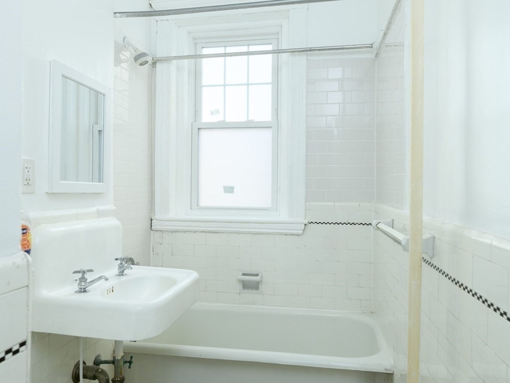 15 Colliston Road, Unit 6 Boston, MA 02135 - Photo 8 of 12