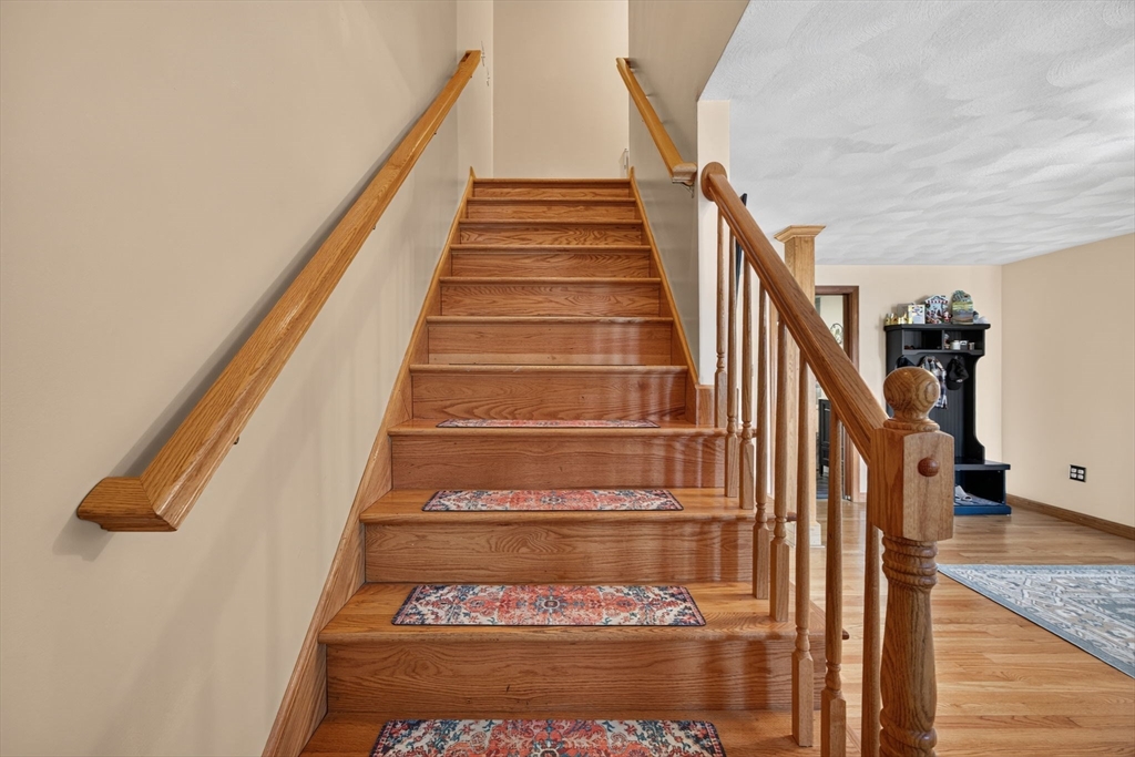 4 Jeffrey Road Billerica, MA 01821 - Photo 20 of 41 Gallery Image 20