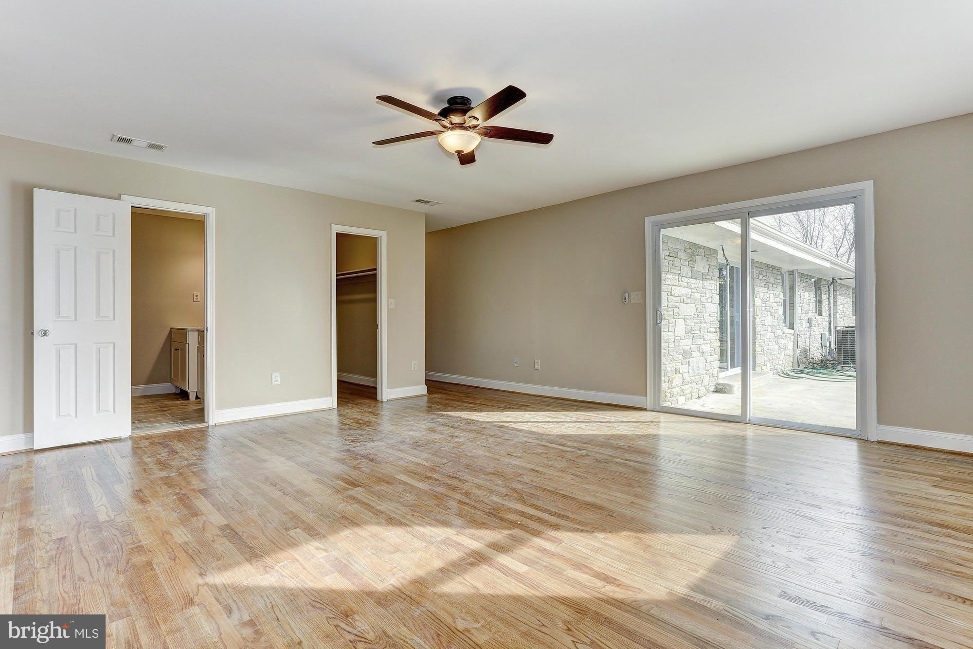 17425 Frederick Road Mount Airy, MD 21771 - Photo 13 of 27 Bedroom (Master)