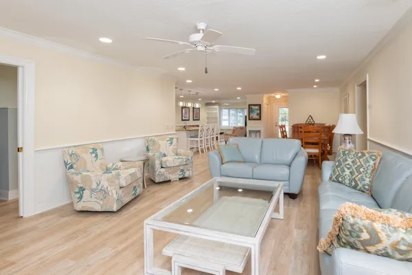 $4,000 | 2918 Southeast Fairway West, Unit 13, Stuart, FL 34997