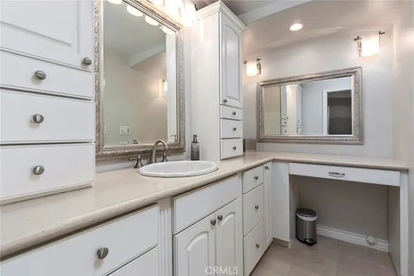 $6,500 | 319 Longden Lane, Solana Beach, CA 92075