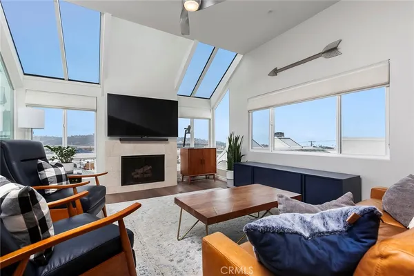 $6,500 | 319 Longden Lane, Solana Beach, CA 92075