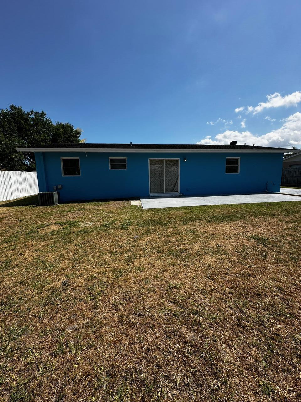 2067 Southeast Harrison Street Stuart, FL 34997 - Photo 23 of 23 IMG_5154