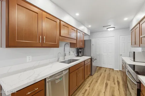 $350,000 | 1201 East Northshore Drive, Unit 125, Tempe, AZ 85283