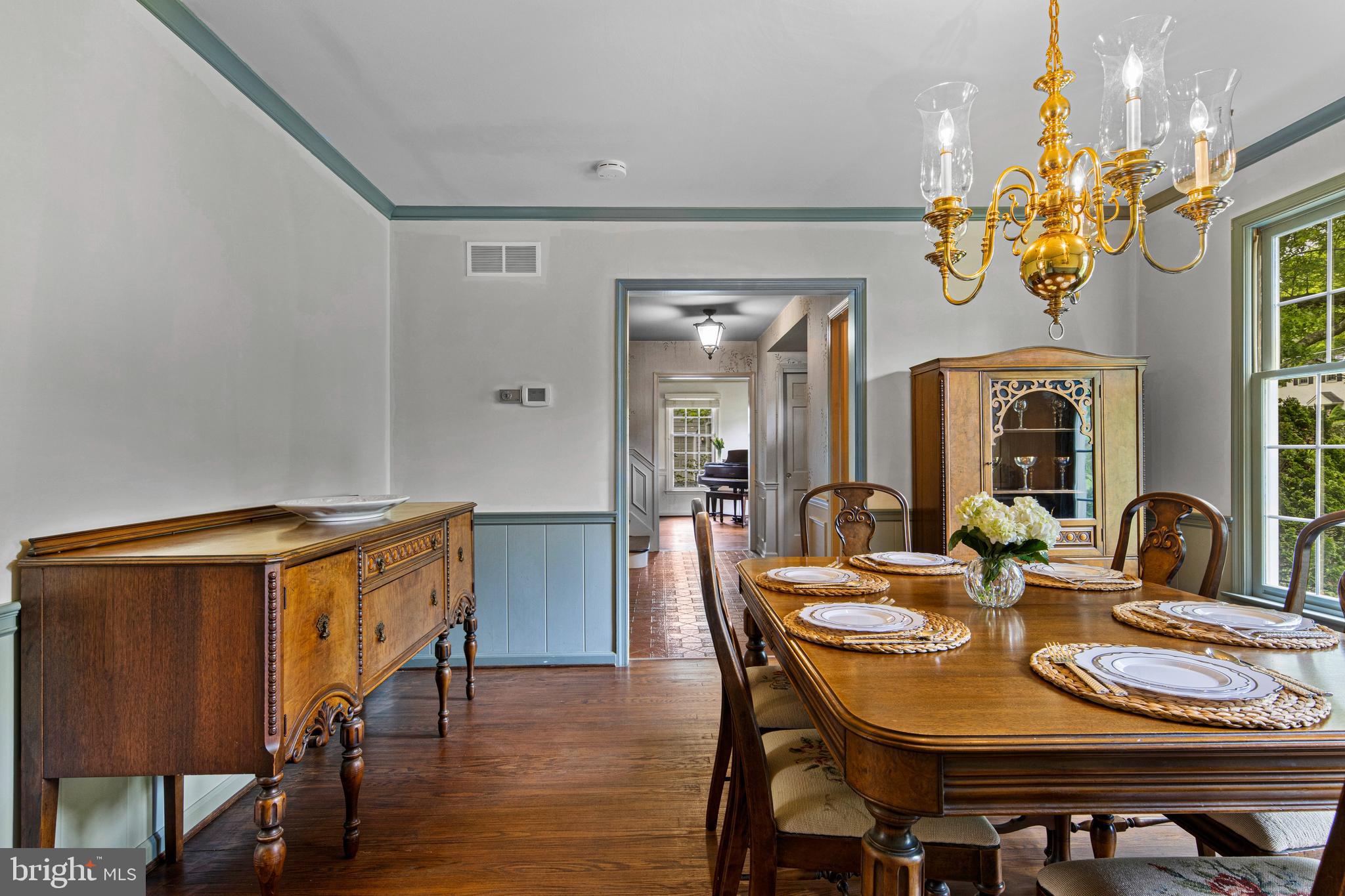 159 Gwynedd Manor Road North Wales, PA 19454 - Photo 6 of 34 Chair rail and moulding adding to charm