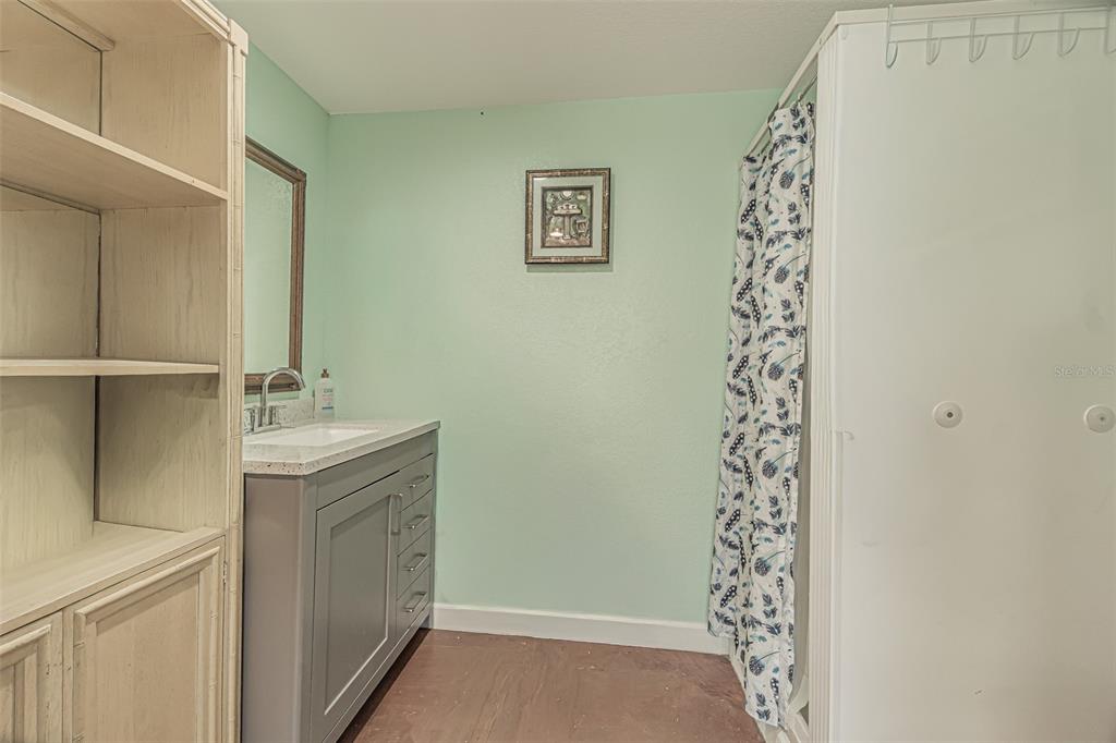 1024 Apache Trail Clearwater, FL 33755 - Photo 21 of 42