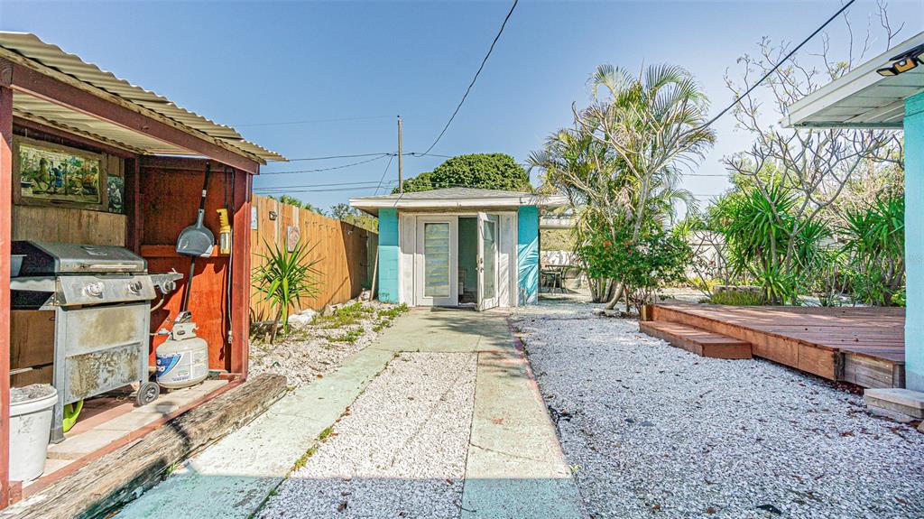 1024 Apache Trail Clearwater, FL 33755 - Photo 4 of 42