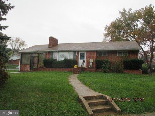 Exterior (Front)