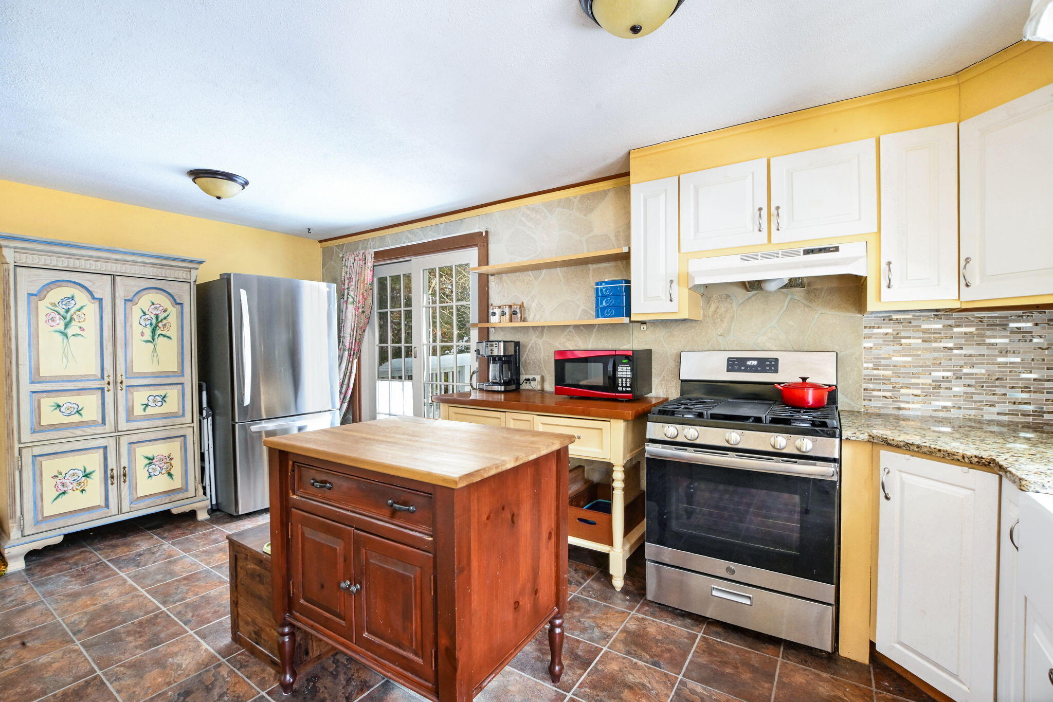 46 Service Road East Sandwich, MA 02537 - Photo 7 of 39 5-web-or-mls-DSC_0414 copy