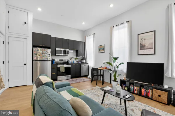 $1,895 | 1134 Pine Street, Unit 3, Philadelphia, PA 19107