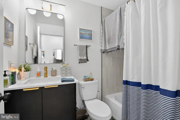 $1,895 | 1134 Pine Street, Unit 3, Philadelphia, PA 19107