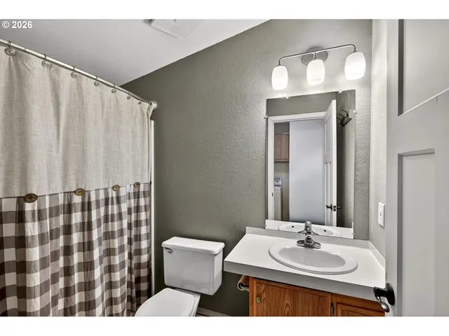 $390,000 | 1691 Southeast Cedar Creek Place, Gresham, OR 97080