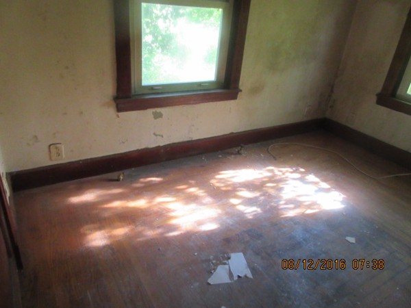 282 Old Fall River Road Swansea, MA 02777 - Photo 13 of 19 Gallery Image 13