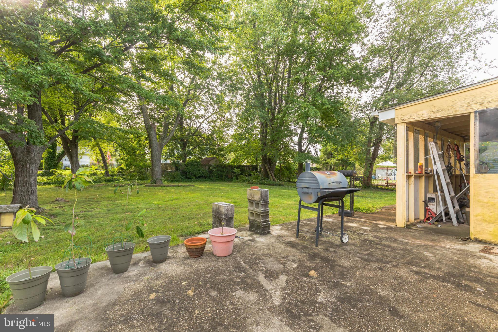 112 North Hickory Road Sterling, VA 20164 - Photo 26 of 31 Gallery Image 26