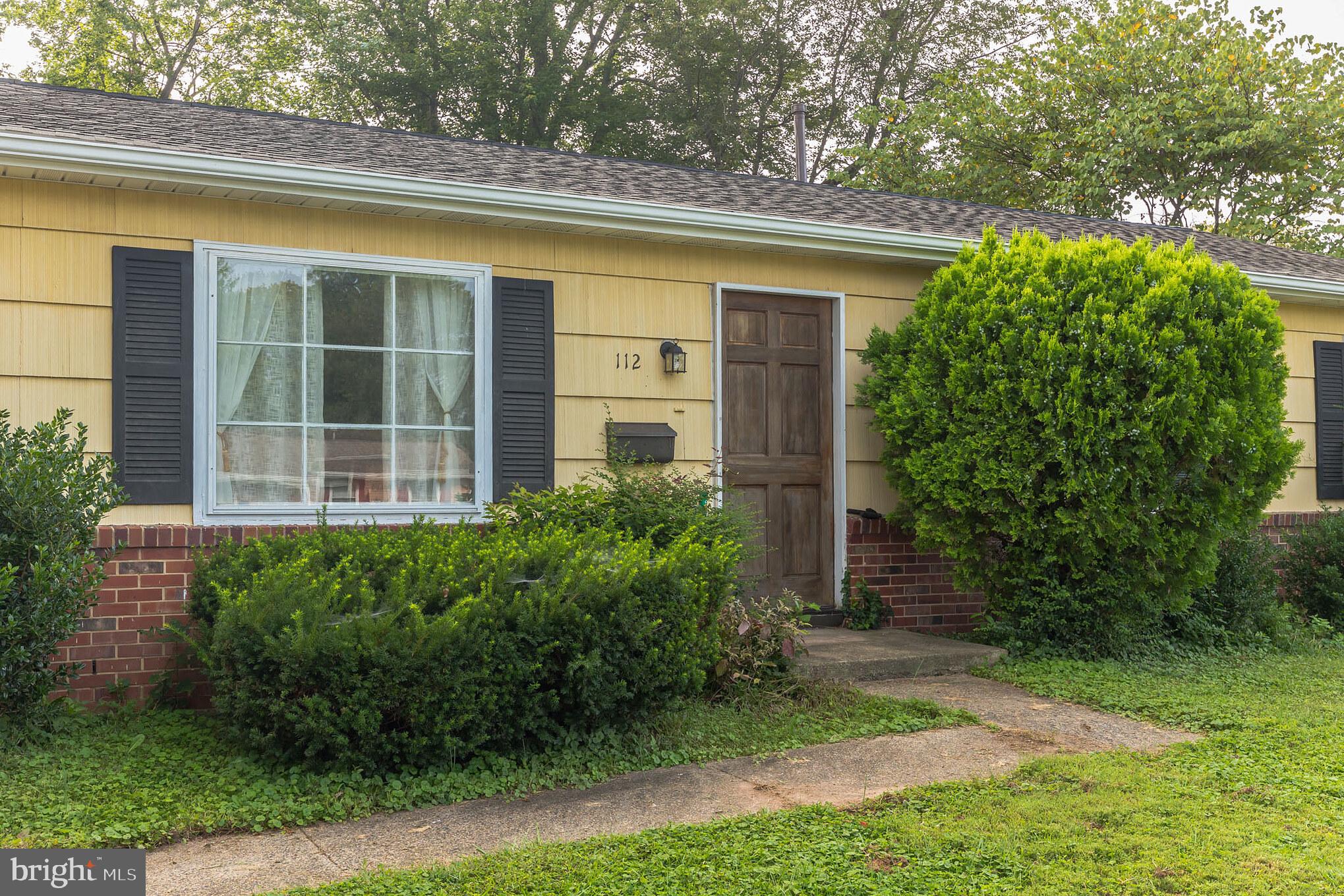 112 North Hickory Road Sterling, VA 20164 - Photo 31 of 31 Gallery Image 31