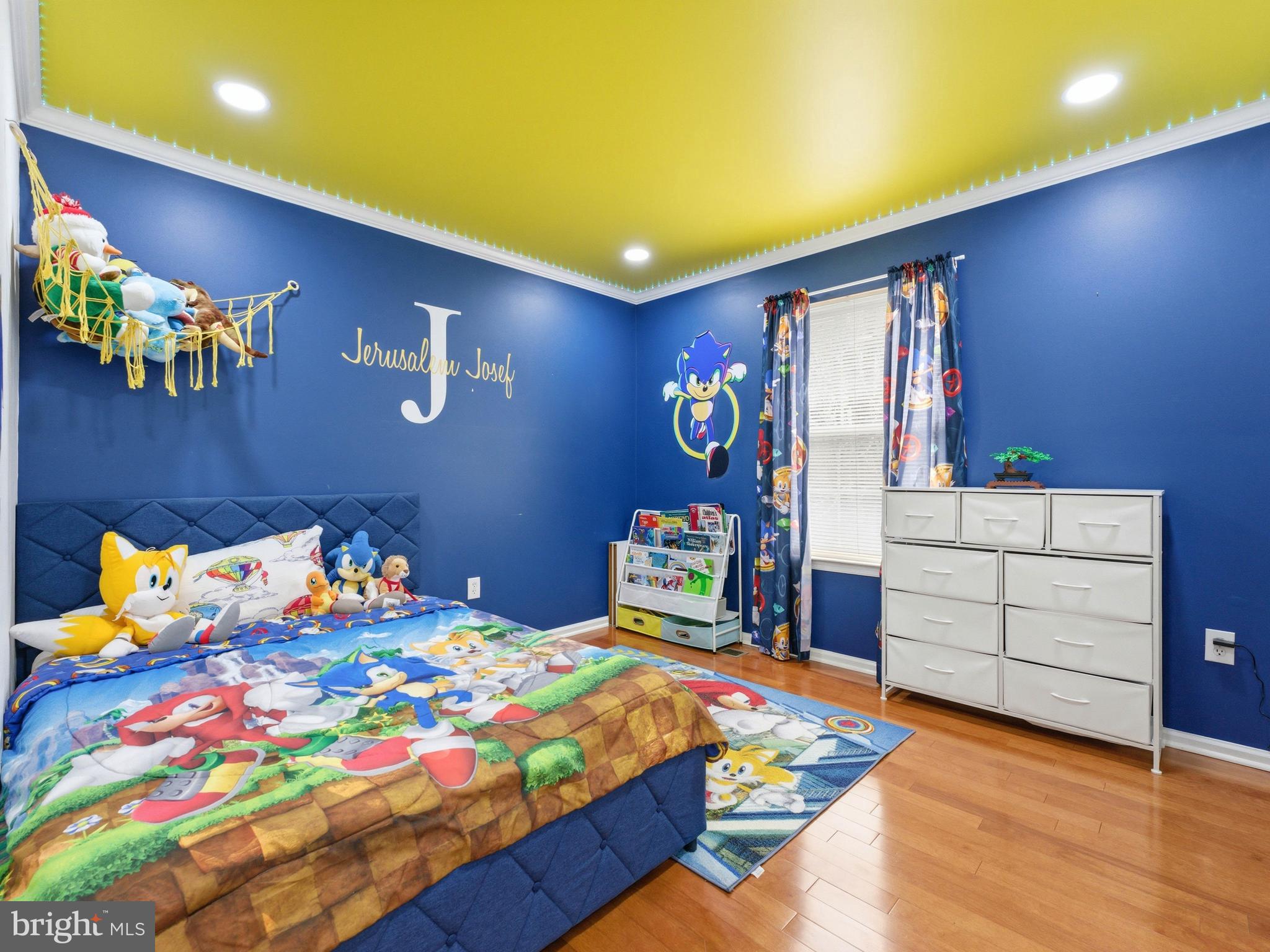 101 Weatherhill Court Hainesport, NJ 08036 - Photo 24 of 41 a bedroom with a bed and a dresser