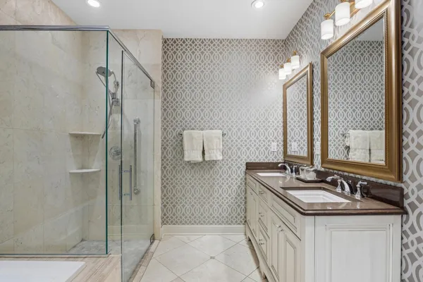 $2,150,000 | 3209 Galleria, Unit 1302, Edina, MN 55435