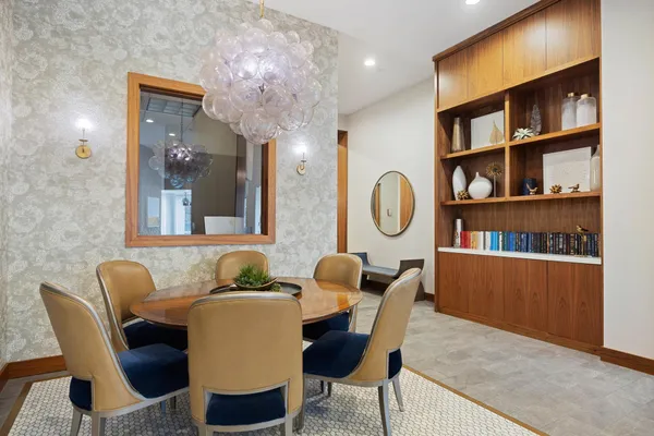 $2,150,000 | 3209 Galleria, Unit 1302, Edina, MN 55435