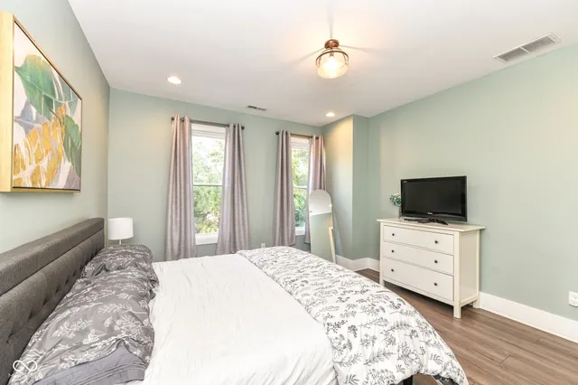 $285,000 | 1242 South Talbott Street, Indianapolis, IN 46225