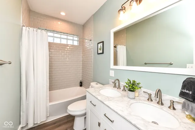 $285,000 | 1242 South Talbott Street, Indianapolis, IN 46225