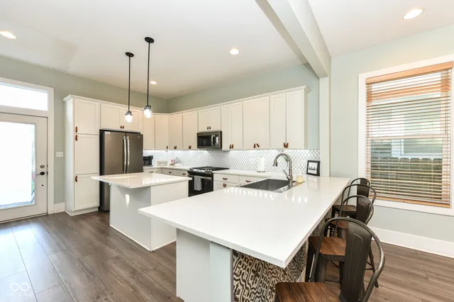 $285,000 | 1242 South Talbott Street, Indianapolis, IN 46225