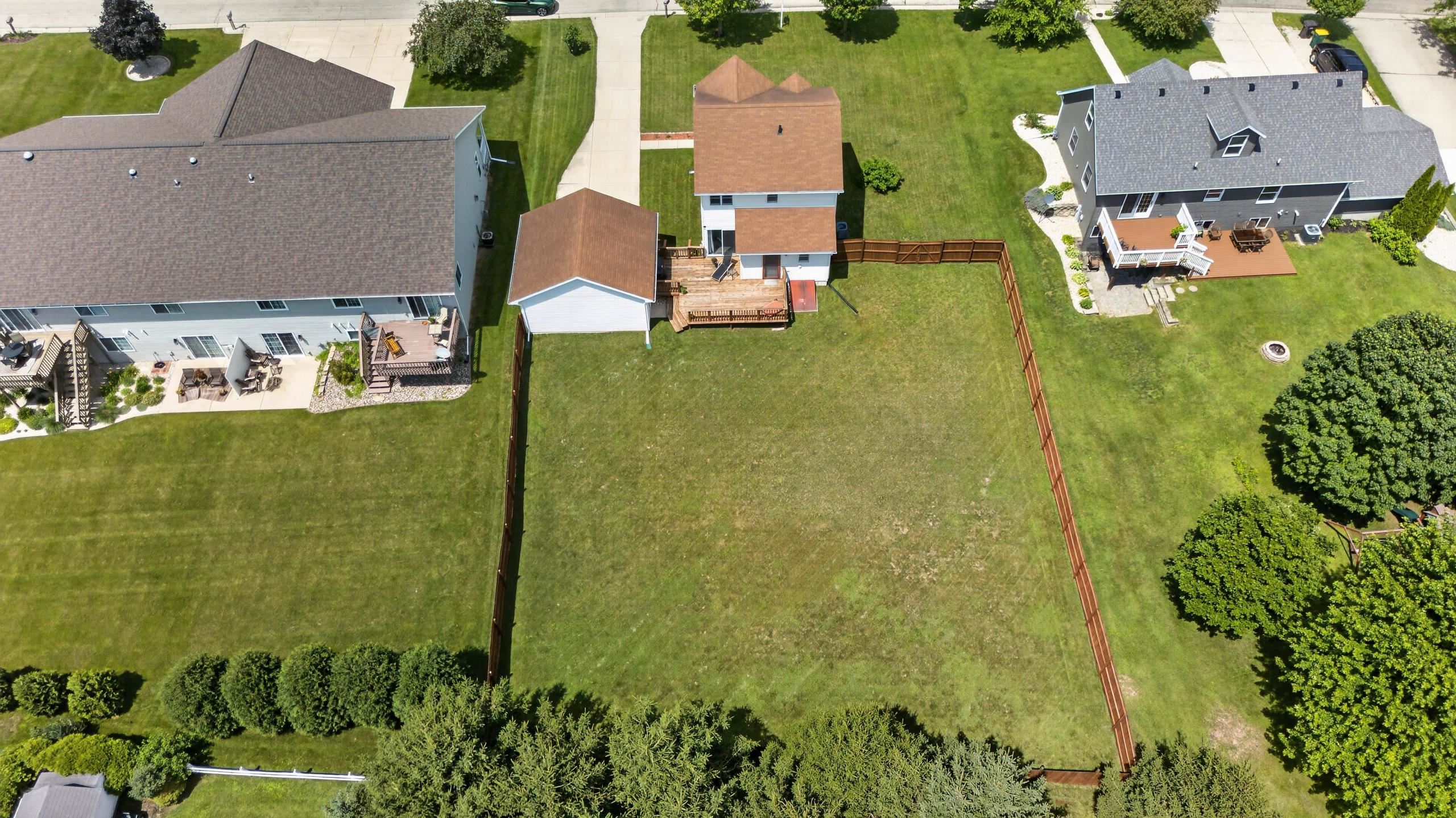 619 Windlach Street New Glarus, WI 53574 - Photo 32 of 37
