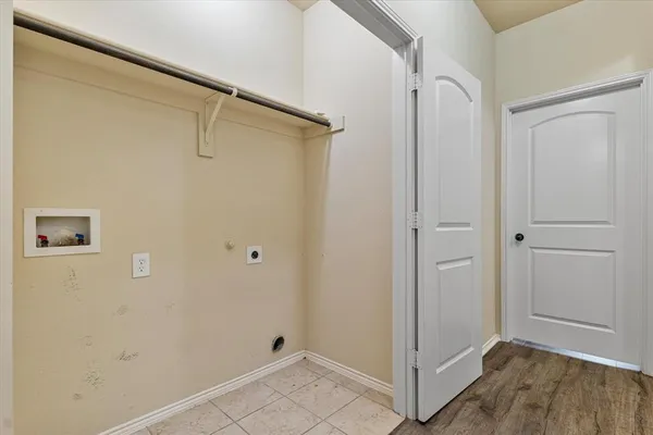 $1,685 | 345 Orbit Drive, Lavon, TX 75166