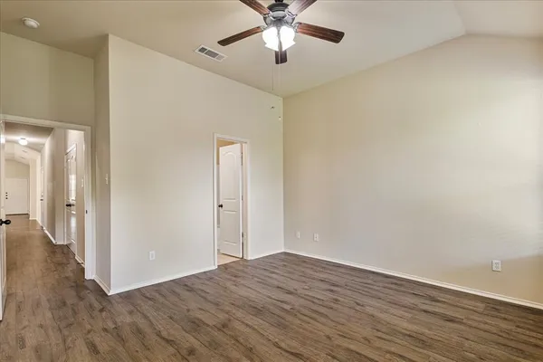 $1,685 | 345 Orbit Drive, Lavon, TX 75166