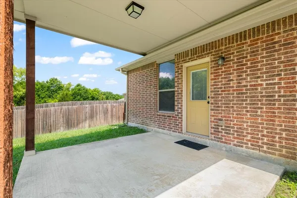 $1,685 | 345 Orbit Drive, Lavon, TX 75166