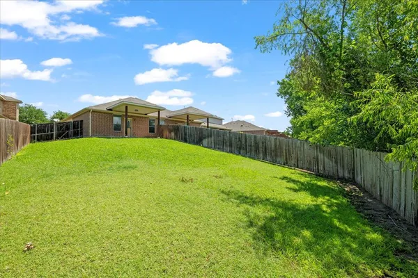 $1,685 | 345 Orbit Drive, Lavon, TX 75166