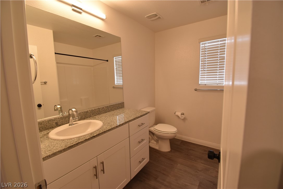12107 Azure Gate Road, Unit 4 Las Vegas, NV 89183 - Photo 18 of 19 2nd Bathroom
