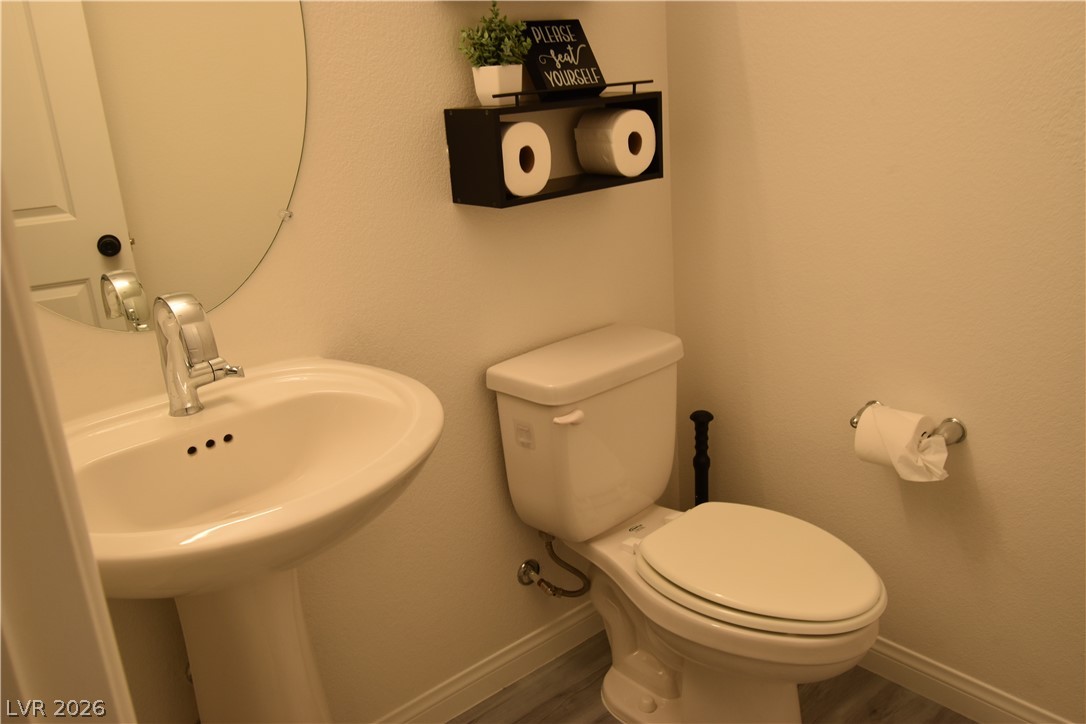12107 Azure Gate Road, Unit 4 Las Vegas, NV 89183 - Photo 6 of 19