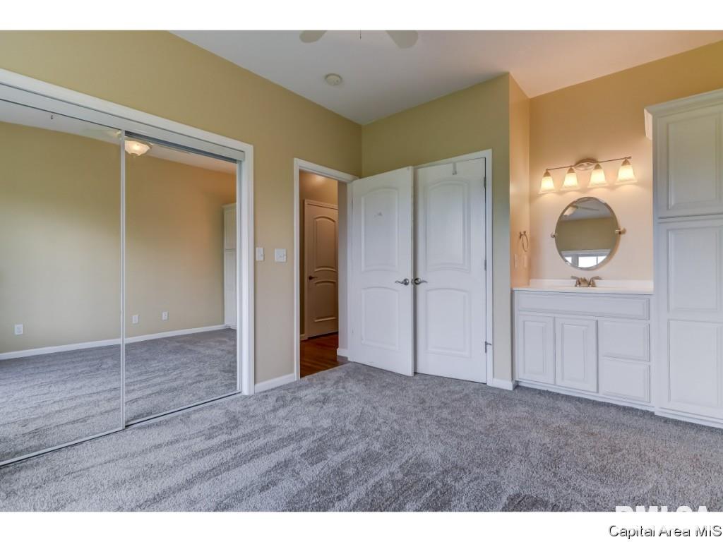 24751 Brookwood Hills Road Athens, IL 62613 - Photo 17 of 28 Gallery Image 17
