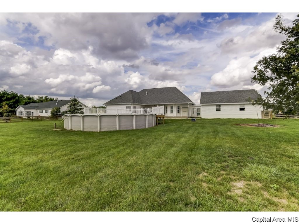24751 Brookwood Hills Road Athens, IL 62613 - Photo 25 of 28 Gallery Image 25