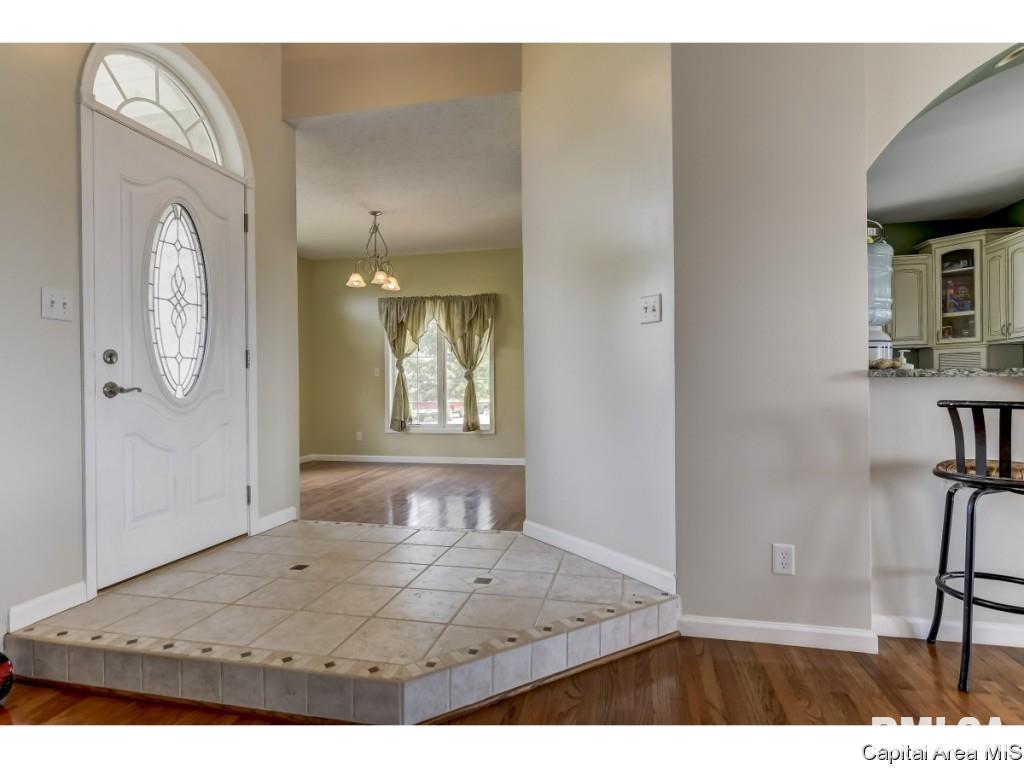 24751 Brookwood Hills Road Athens, IL 62613 - Photo 3 of 28 Gallery Image 3